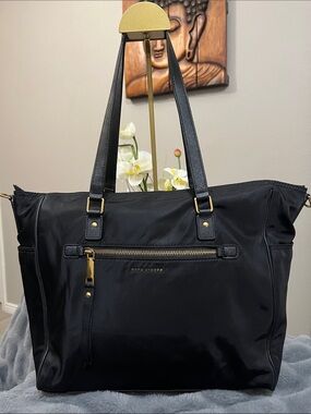 Marc Jacobs Trooper Black Nylon XL Tote GUC retail $295